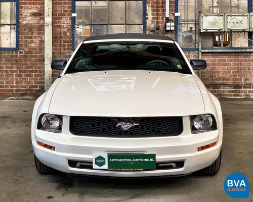 Ford Mustang Convertible 4.0 V6 2007, 81-KDH-9