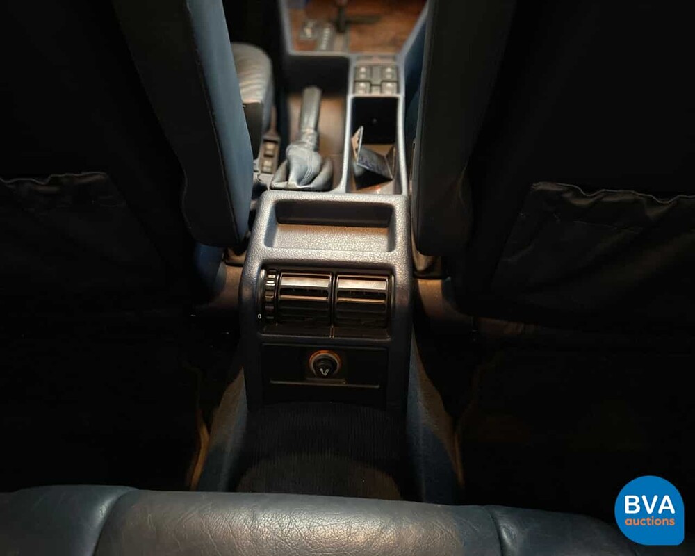 BMW 525i Touring E34, 33-HDH-8