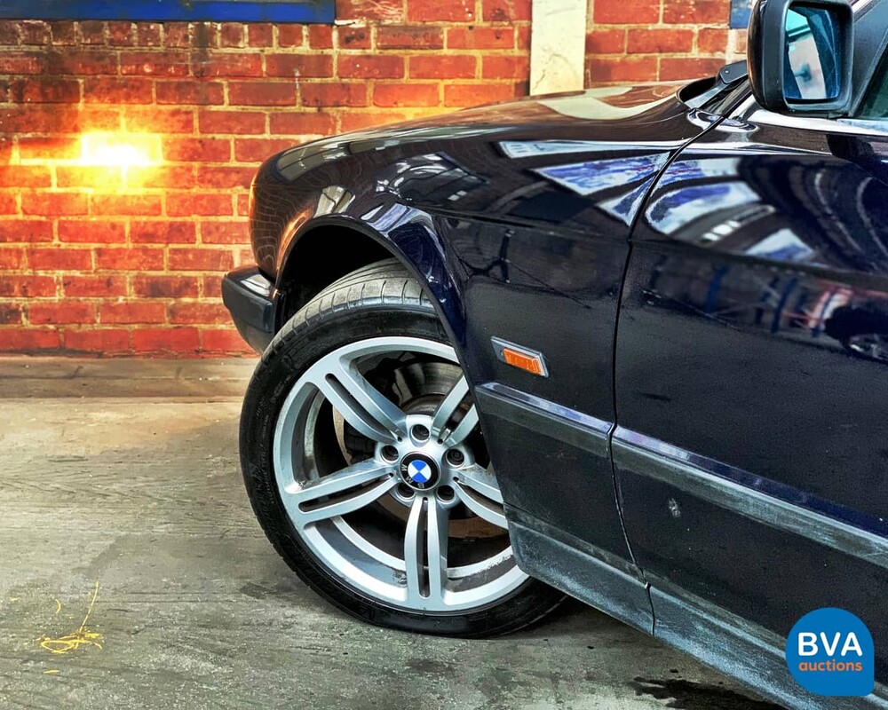 BMW 525i Touring E34, 33-HDH-8