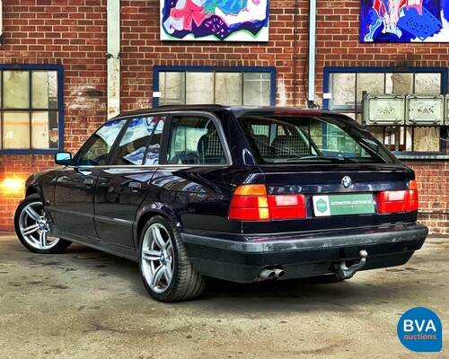 BMW 525i Touring E34, 33-HDH-8