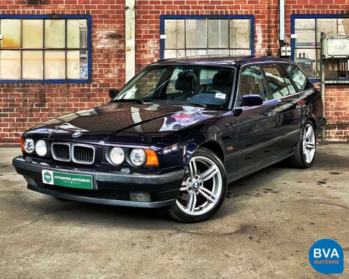 BMW 525i Touring E34, 33-HDH-8