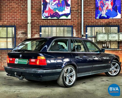 BMW 525i Touring E34, 33-HDH-8