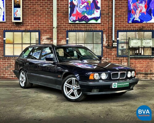 BMW 525i Touring E34, 33-HDH-8