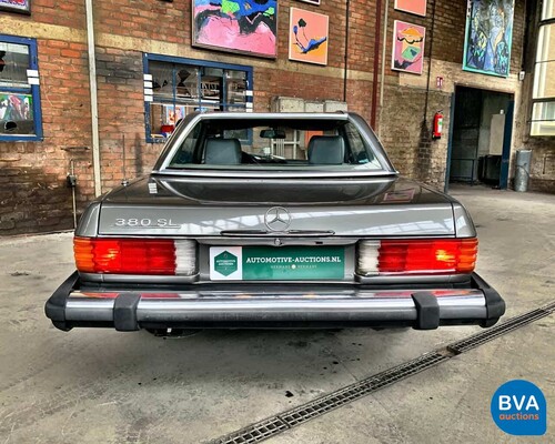 Mercedes-Benz 380SL R107 1983