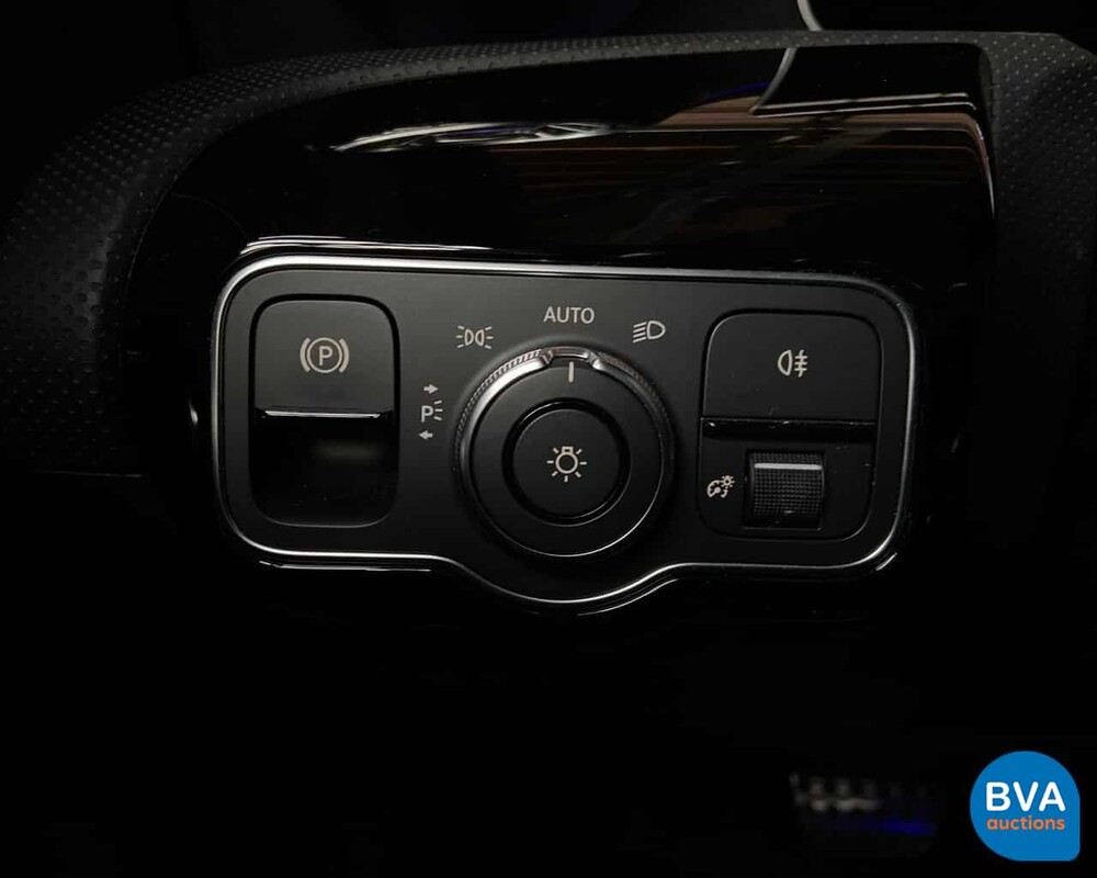 Mercedes-Benz A180d AMG 2019 MEINE A-Klasse -Garantie-.