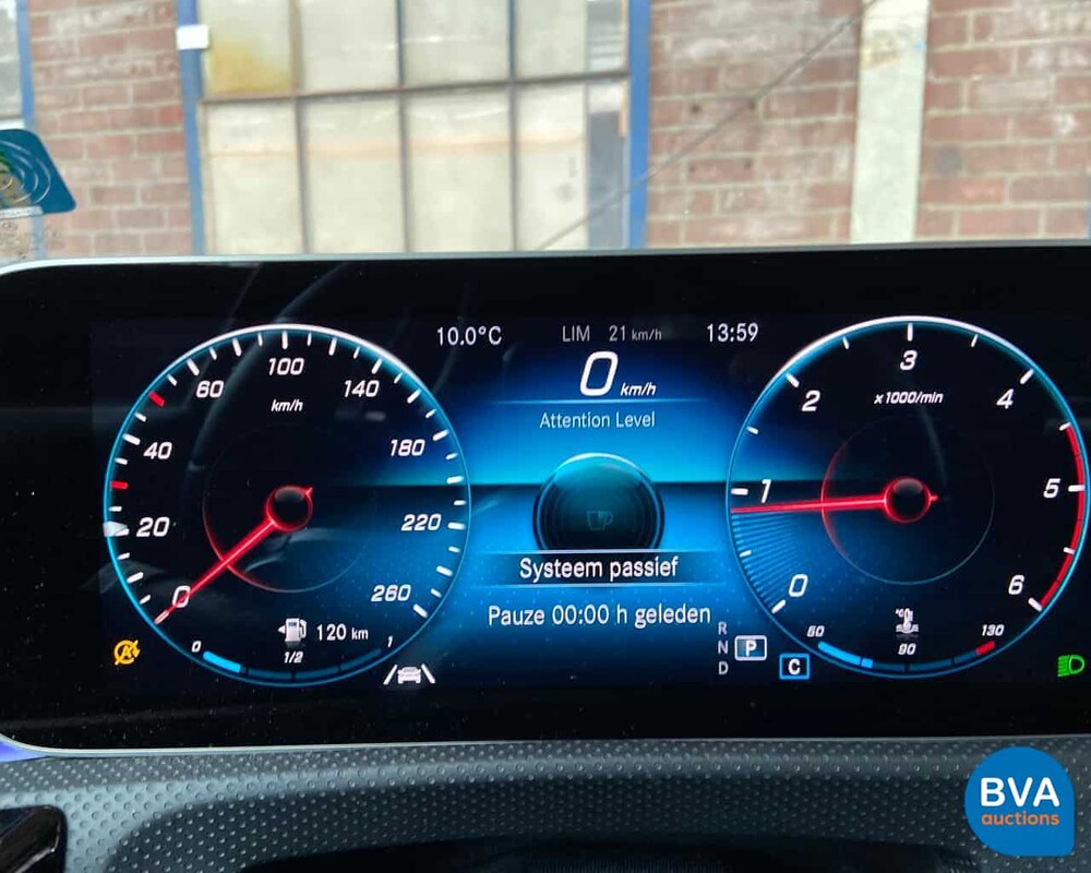 Mercedes-Benz A180d AMG 2019 MEINE A-Klasse -Garantie-.