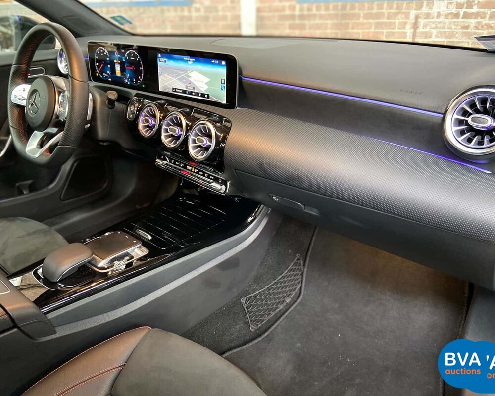 Mercedes-Benz A180d AMG 2019 MEINE A-Klasse -Garantie-.