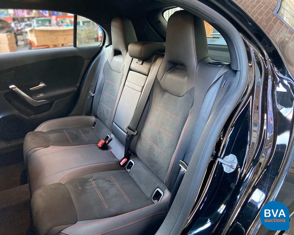 Mercedes-Benz A180d AMG 2019 MEINE A-Klasse -Garantie-.