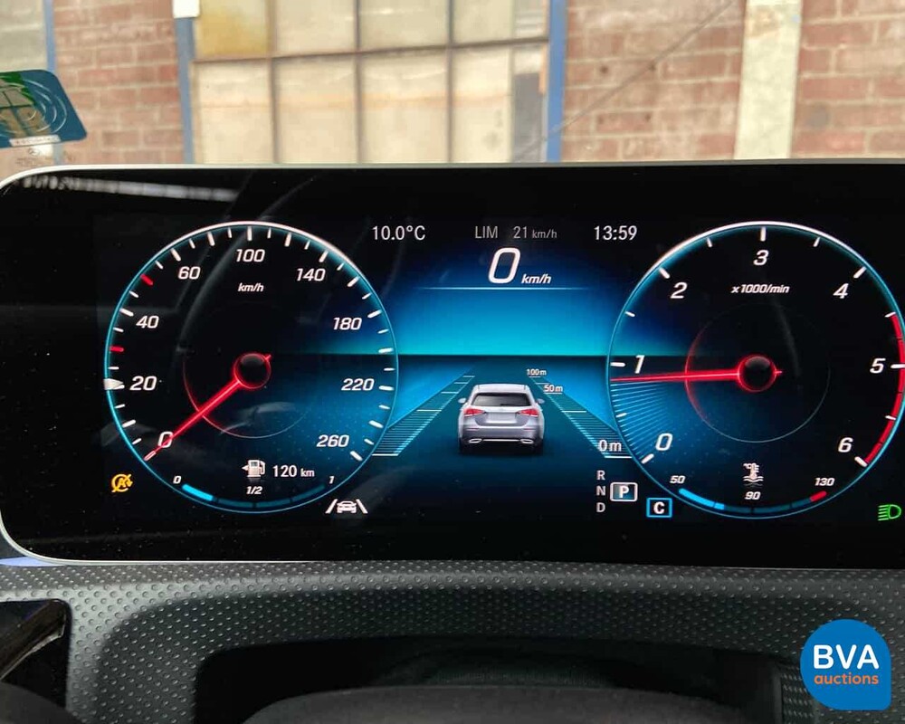 Mercedes-Benz A180d AMG 2019 MEINE A-Klasse -Garantie-.