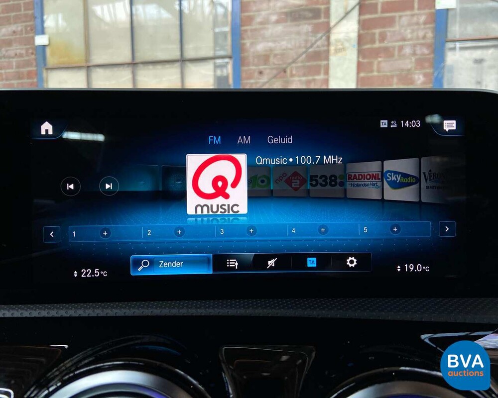 Mercedes-Benz A180d AMG 2019 MEINE A-Klasse -Garantie-.