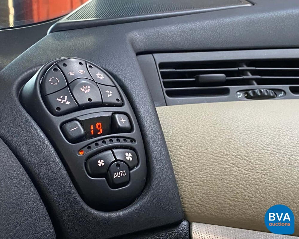 Renault Avantime 3.0 V6 24V PRIV 207pk 2002, 01-JH-HK