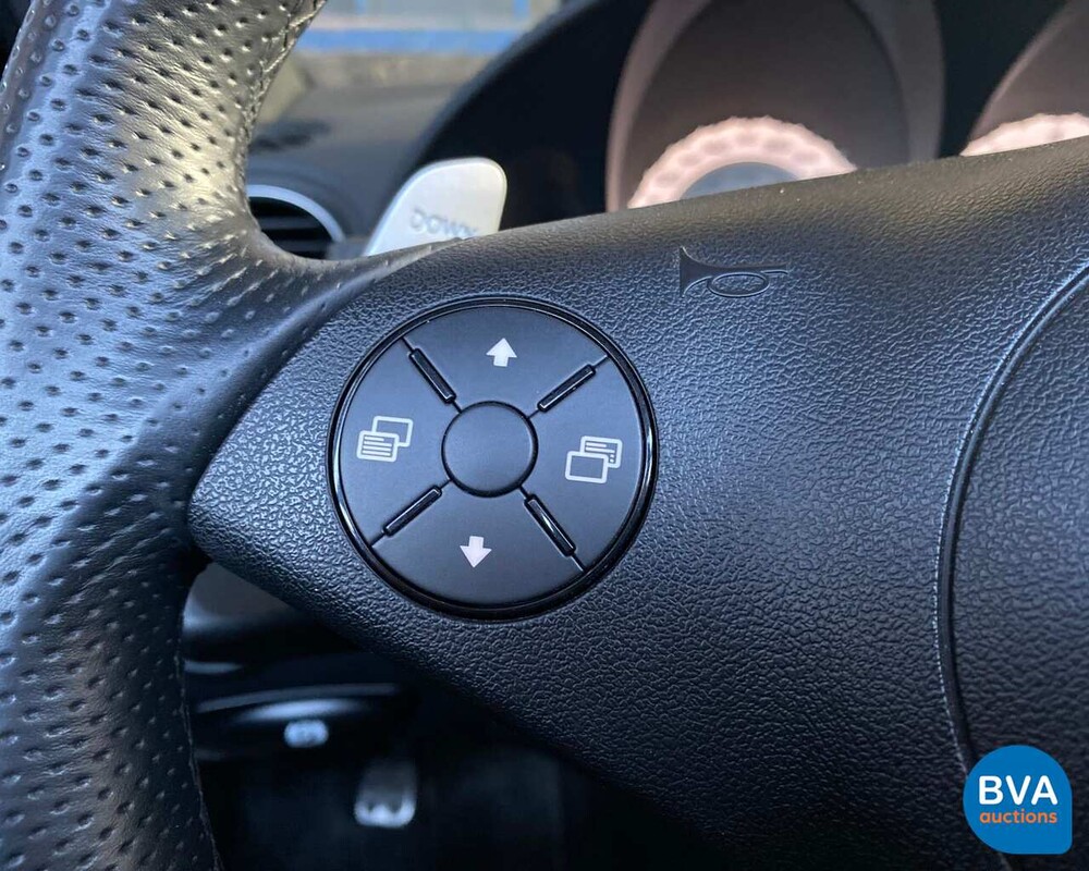 Mercedes-Benz SL63 Roadster 525 PS AMG SL-Klasse 2011.