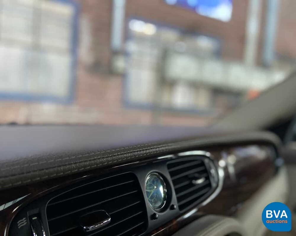 Daimler Super V8 396pk 2009, TX-282-B