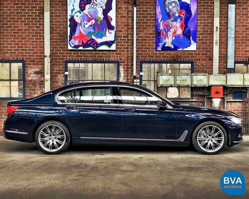 BMW 750Li xDrive 449pk High Ex. 2015 V8 7 Series LANG, RK-276-X.