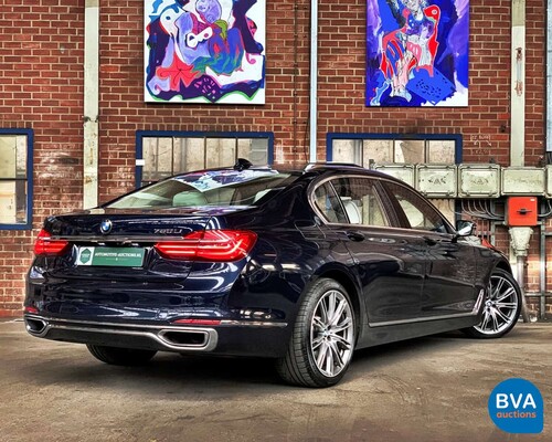 BMW 750Li xDrive 449pk High Ex. 2015 V8 7 Series LANG, RK-276-X.