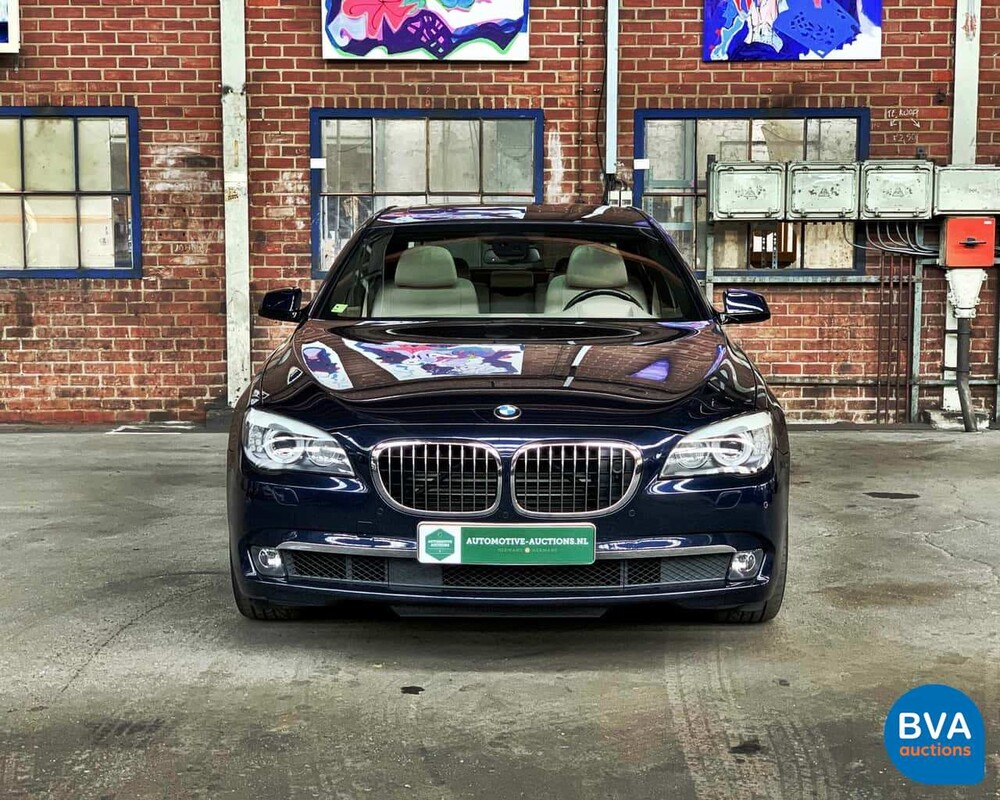 BMW 760i V12 544pk 2011, 97-TVG-6