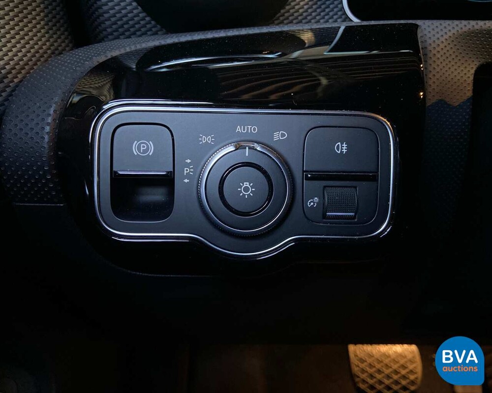 Mercedes-Benz A180 Limousine 136pk 2019, H-950-KV
