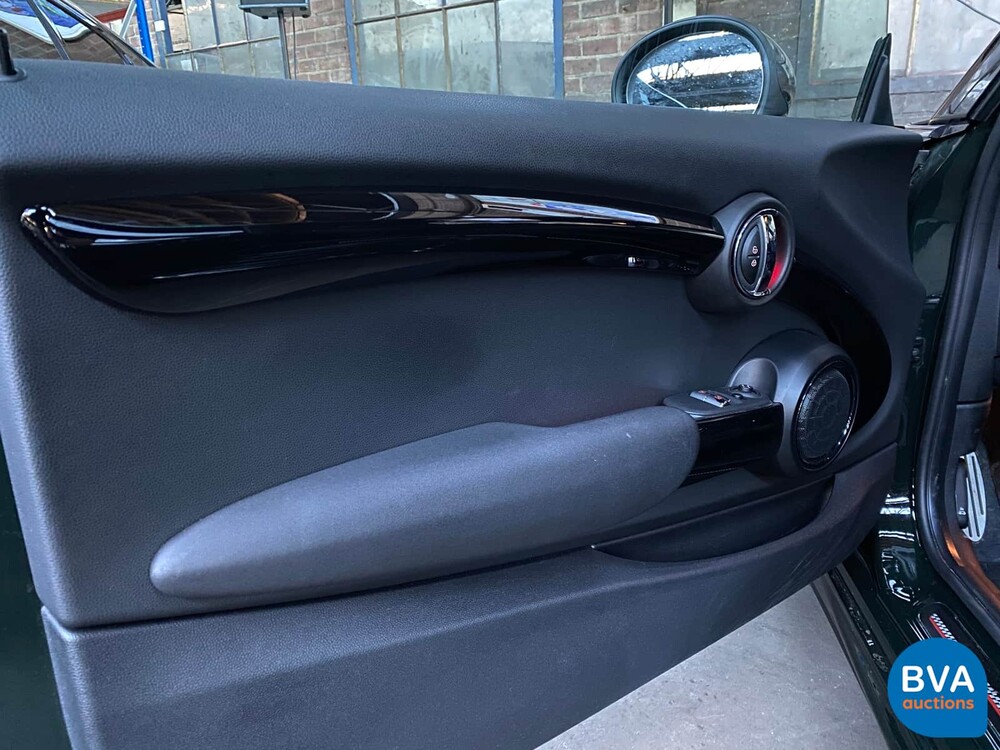 Mini John Cooper Works Cooper S JCW 2.0 F1 231pk -Facelift-, RT-967-R