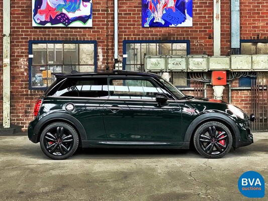 Mini John Cooper Works Cooper S JCW 2.0 F1 231pk -Facelift-, RT-967-R