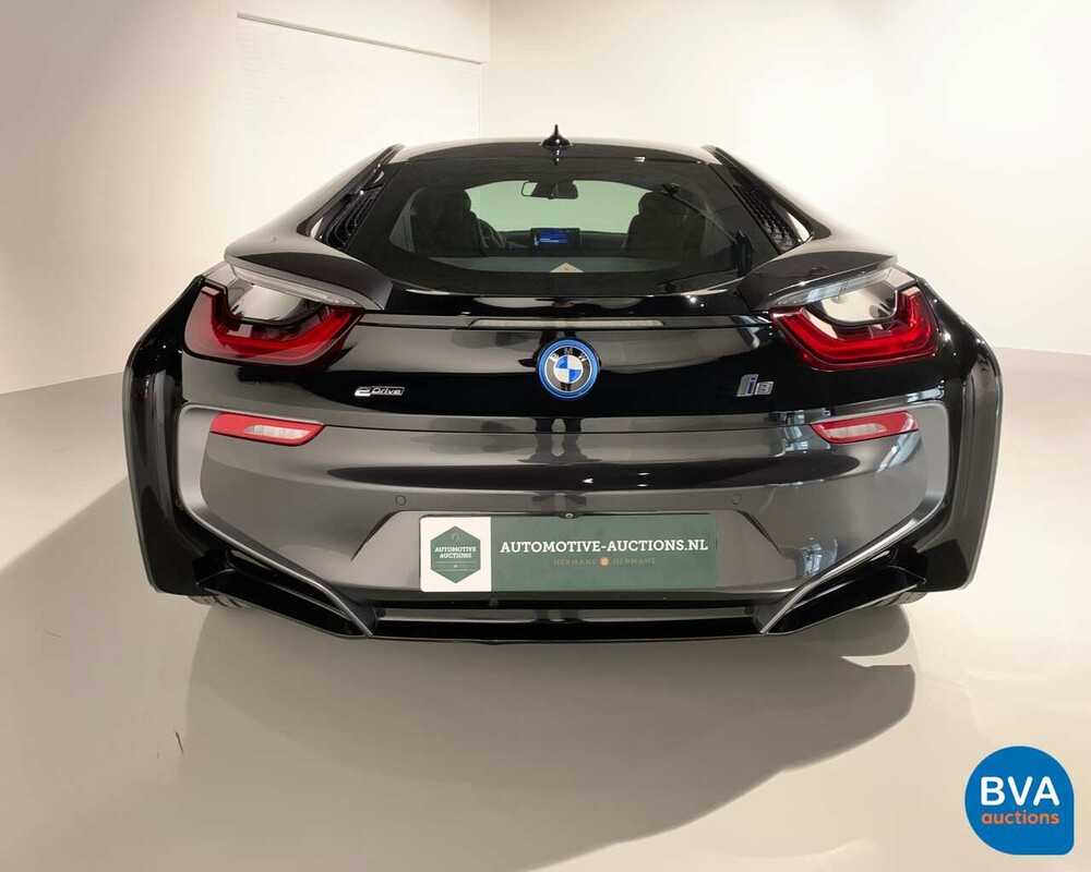 BMW i8 Coupé 1.5 Erstausgabe 362 PS 2014, 3-XNV-26.