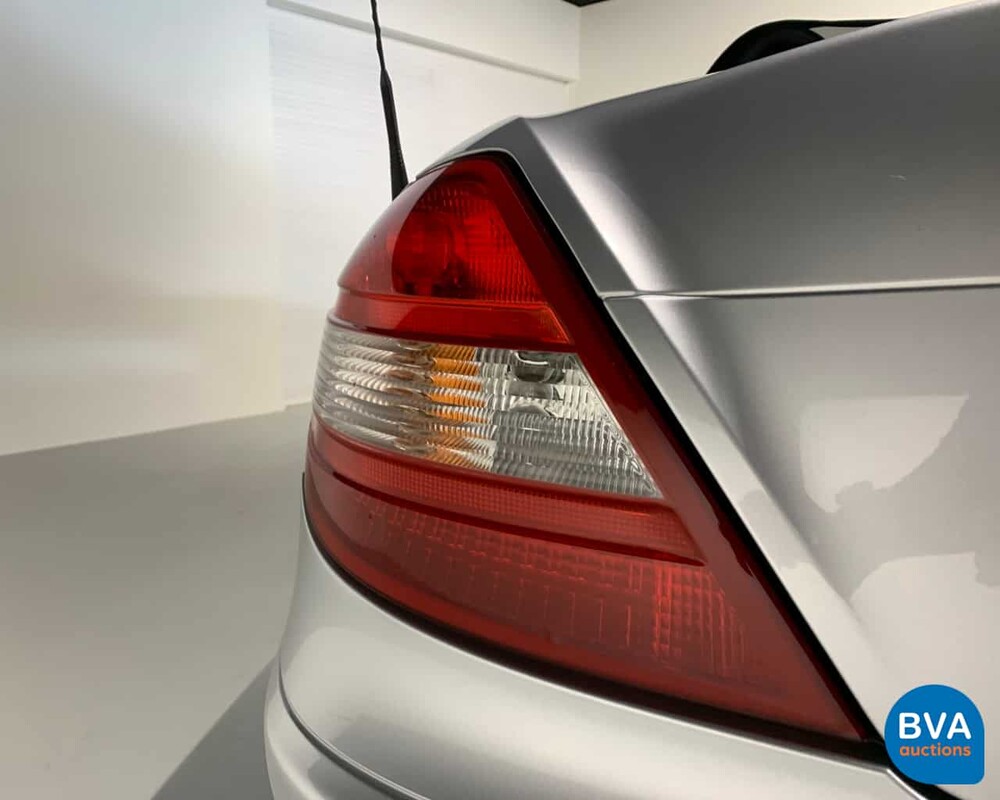 Mercedes-Benz SLK200 Roadster 2005, 32-RJ-ZG.