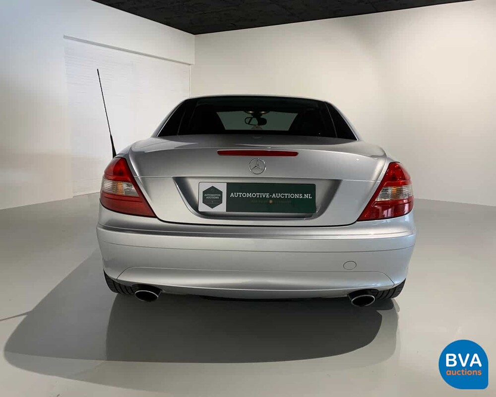 Mercedes-Benz SLK200 Roadster 2005, 32-RJ-ZG.