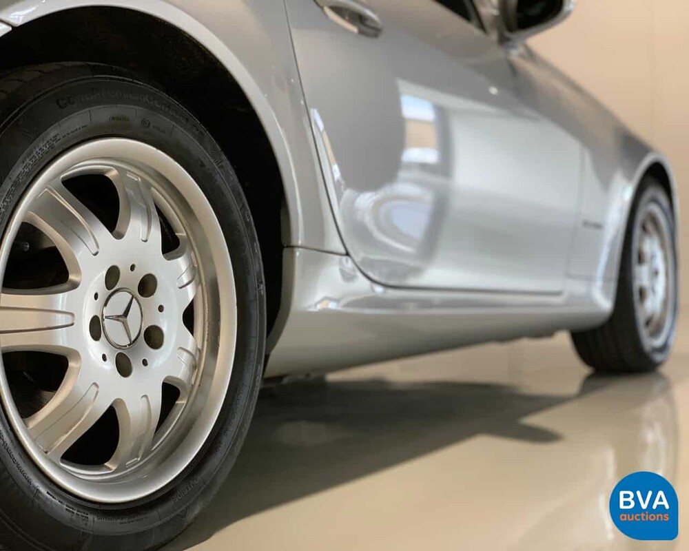 Mercedes-Benz SLK200 Roadster 2005, 32-RJ-ZG.