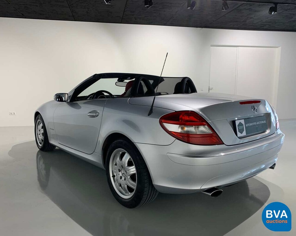 Mercedes-Benz SLK200 Roadster 2005, 32-RJ-ZG.