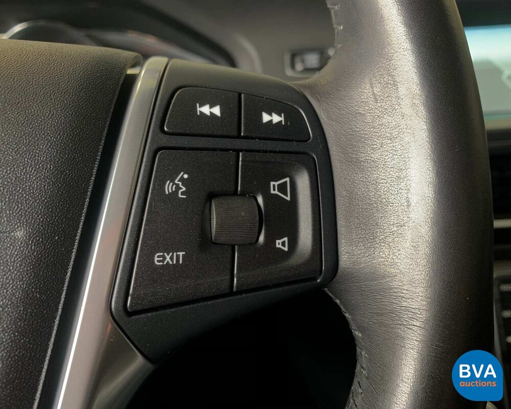 Volvo V60 D3 Summum 150 PS 2015, XN-637-J.