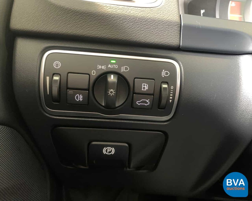 Volvo V60 D3 Summum 150 PS 2015, XN-637-J.