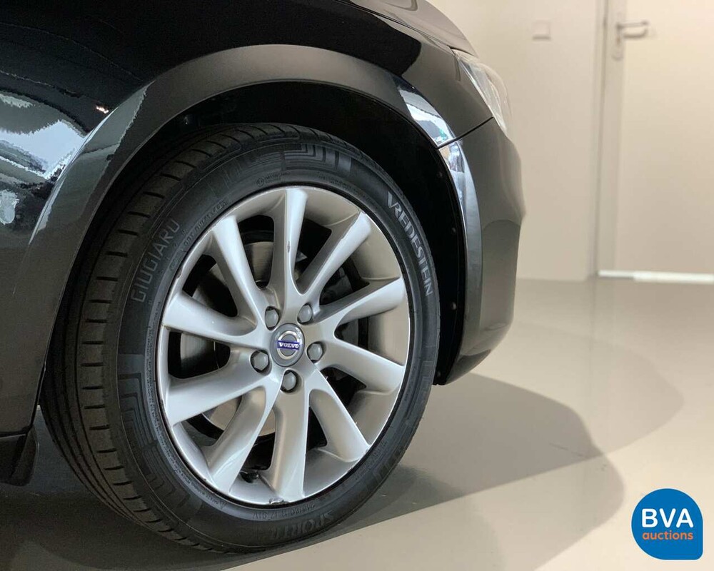 Volvo V60 D3 Summum 150 PS 2015, XN-637-J.