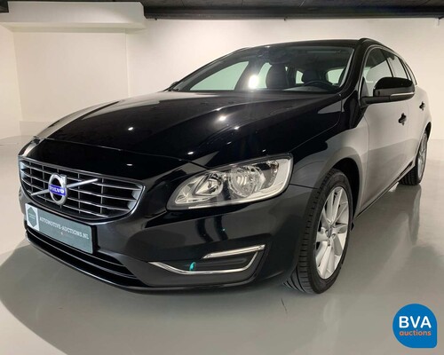 Volvo V60 D3 Summum 150 PS 2015, XN-637-J.