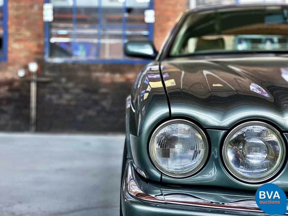 Jaguar Sovereign 4.0 V8 -1e Besitzer / Original NL- 1997, RD-SZ-07.