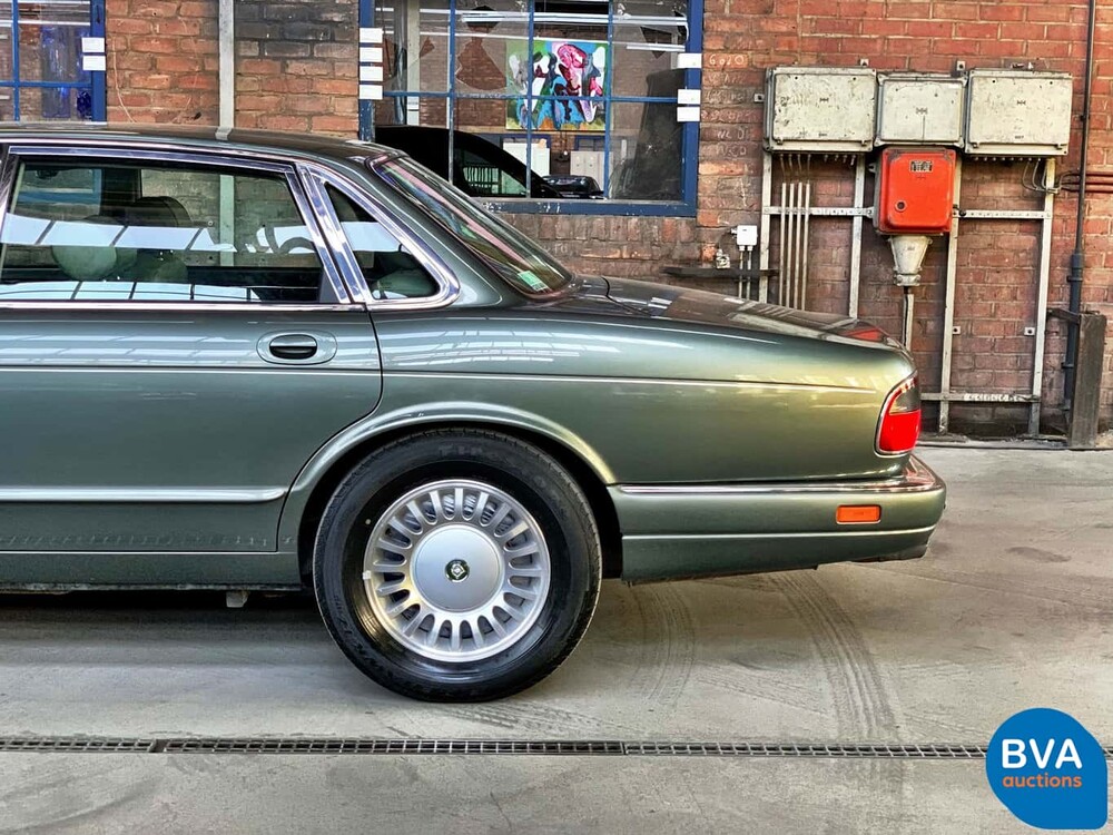 Jaguar Sovereign 4.0 V8 -1e Besitzer / Original NL- 1997, RD-SZ-07.