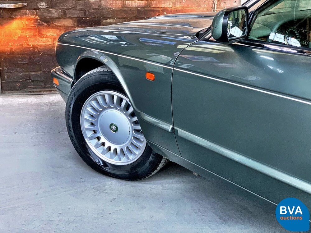 Jaguar Sovereign 4.0 V8 -1e Besitzer / Original NL- 1997, RD-SZ-07.