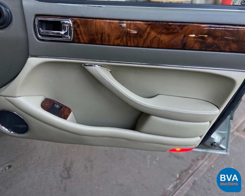Jaguar Sovereign 4.0 V8 -1e Besitzer / Original NL- 1997, RD-SZ-07.