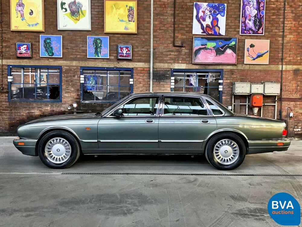 Jaguar Sovereign 4.0 V8 -1e Besitzer / Original NL- 1997, RD-SZ-07.