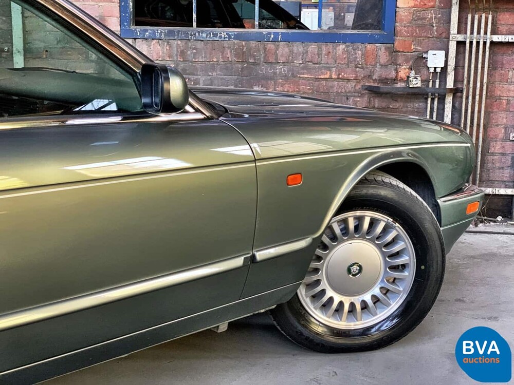 Jaguar Sovereign 4.0 V8 -1e Besitzer / Original NL- 1997, RD-SZ-07.