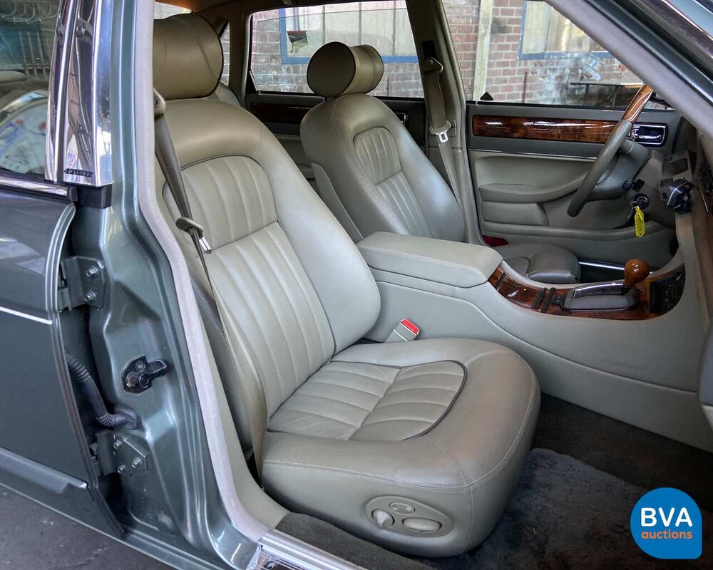 Jaguar Sovereign 4.0 V8 -1e Besitzer / Original NL- 1997, RD-SZ-07.