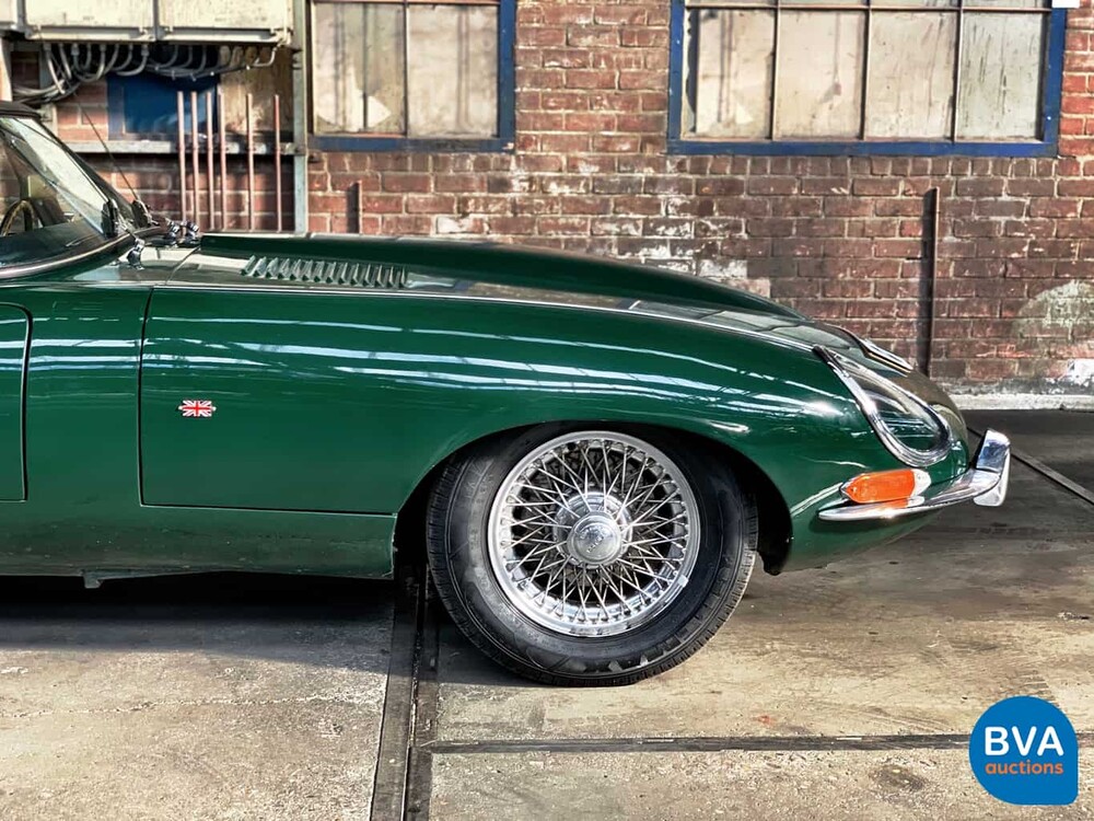 Jaguar E-Type Cabrio 4.2 Sechs-in-Line-Reproduktion, YG-17-VR.