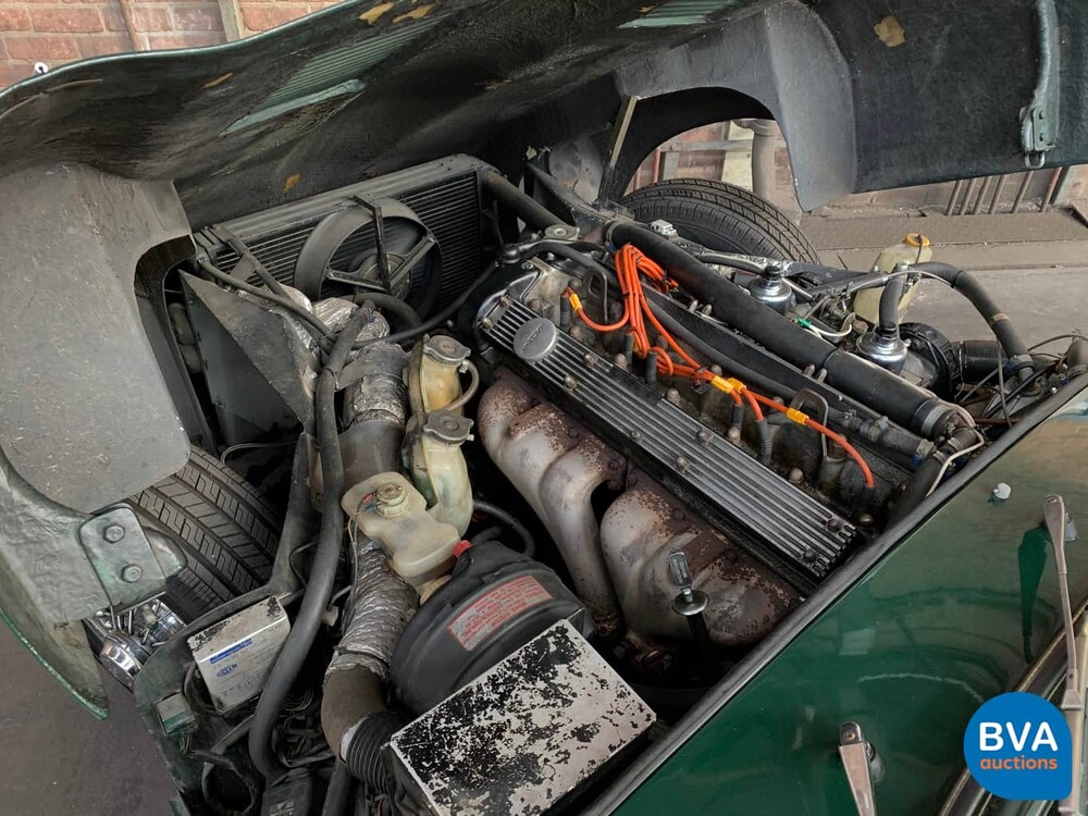 Jaguar E-Type Cabrio 4.2 Sechs-in-Line-Reproduktion, YG-17-VR.