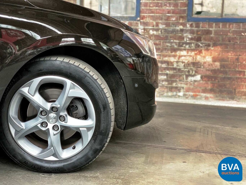 Peugeot 508 SW 1.6 THP 156 PS Blue Lease Executive, 33-SVT-1.