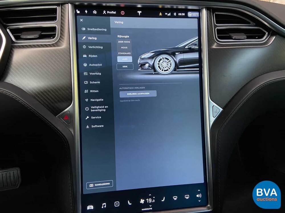 Tesla Model S 85D Base 423 Stück 2015, GJ-387-Z.