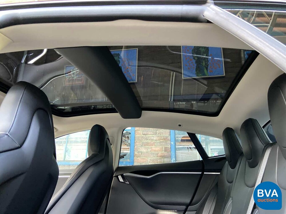 Tesla Model S 85D Base 423 Stück 2015, GJ-387-Z.