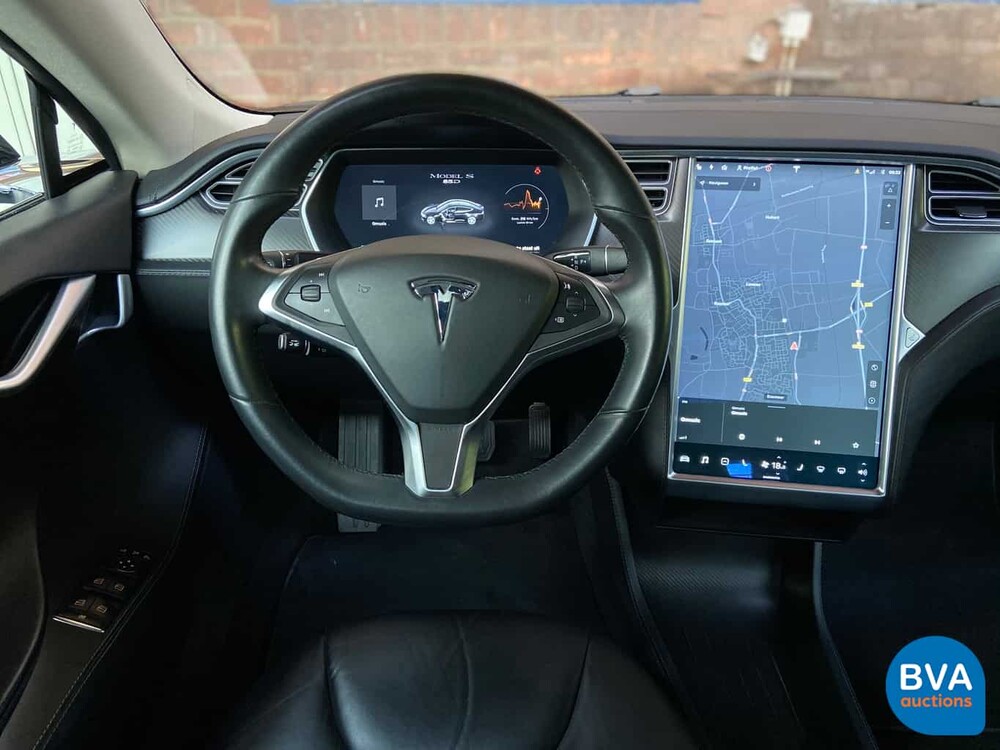 Tesla Model S 85D Base 423 Stück 2015, GJ-387-Z.