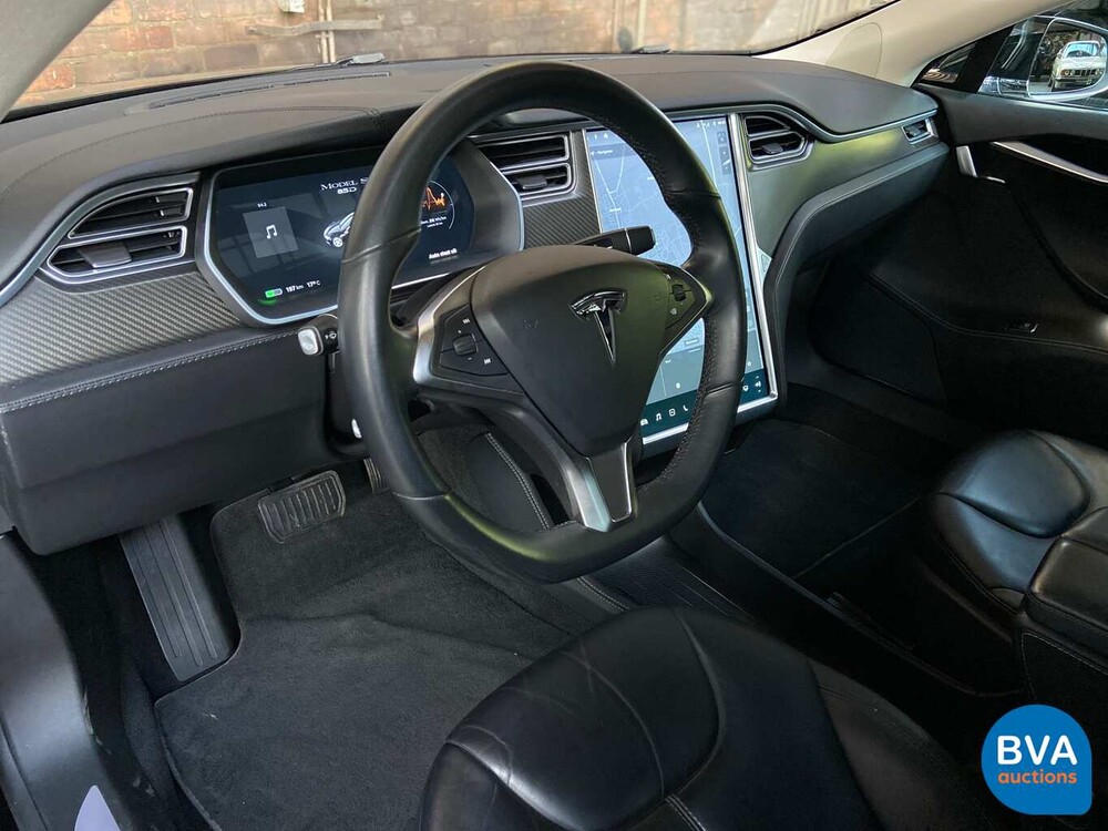 Tesla Model S 85D Base 423 Stück 2015, GJ-387-Z.