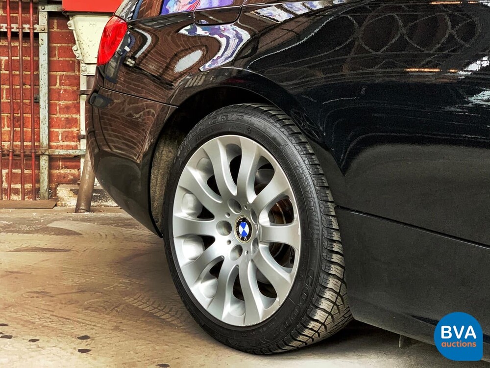 BMW 320i Coupé 170 PS 3er 2011, 14-ZDJ-4.