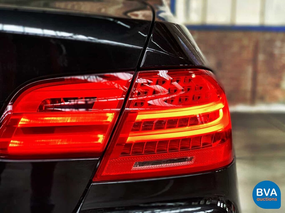 BMW 320i Coupé 170 PS 3er 2011, 14-ZDJ-4.