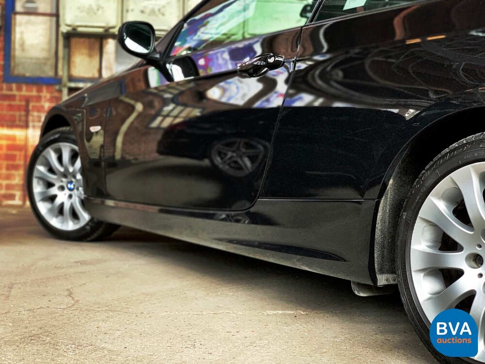 BMW 320i Coupé 170 PS 3er 2011, 14-ZDJ-4.