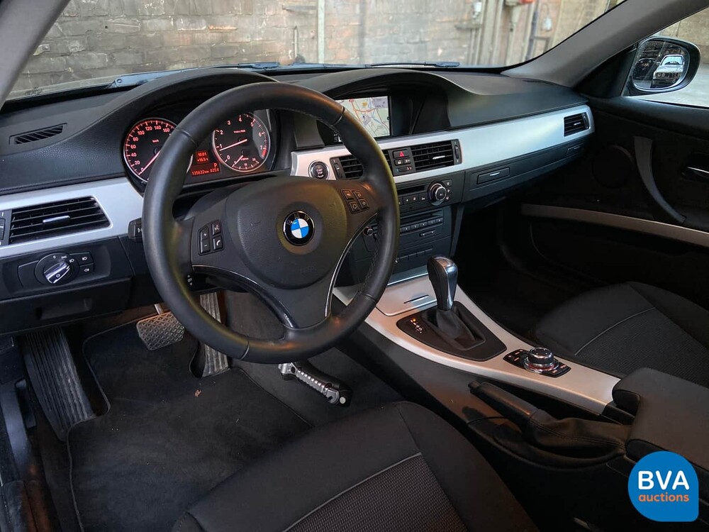 BMW 320i Coupé 170 PS 3er 2011, 14-ZDJ-4.